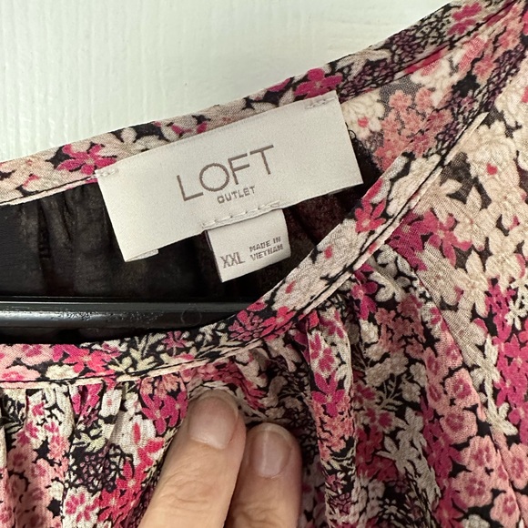 Loft Floral Pink and Black Women's Top XXL - Picture 2 of 2